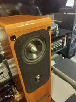 Preview: Jean Marie Reynaud High-End StandLautsprecher  Studio 2 Kirschholz bi-Amping